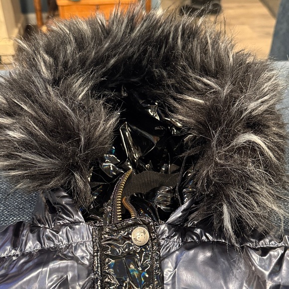 Appaman Metallic Black Puffer Jacket with Faux Fur Hood - Picture 3 of 6